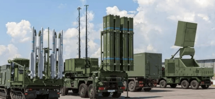 伊朗火箭炮实力不容小觑,以军能否抗住,美军进入备战状态_火箭弹_防空