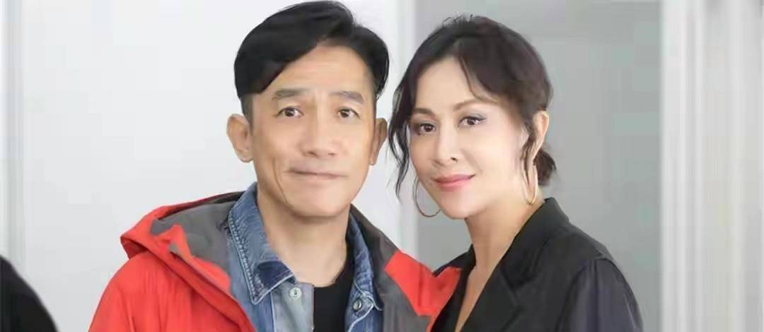 原创在被刘嘉玲抢走梁朝伟后她果断嫁进豪门分手后独自抚养儿子