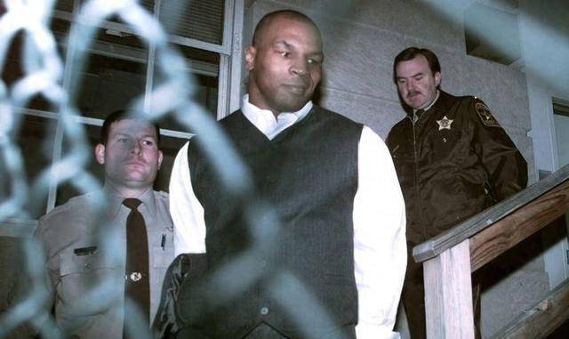 原创泰森的特殊监狱经历用美男计赢得减刑