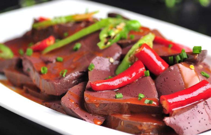 原创这菜要做给家人吃特别是肝不好的人女人吃能改善面色发黄