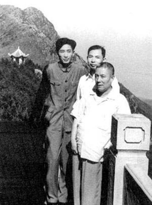 他如愿迎娶初恋婚后2次移情别恋女学生妻子可一而不可再