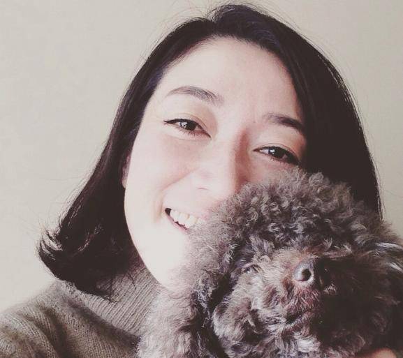 最终感情越来越淡,走向了离婚的地步,有过一段失败的婚姻,松峰莉璃把