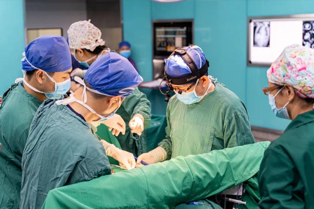 小切口解决大"心"病_心脏_手术_检查