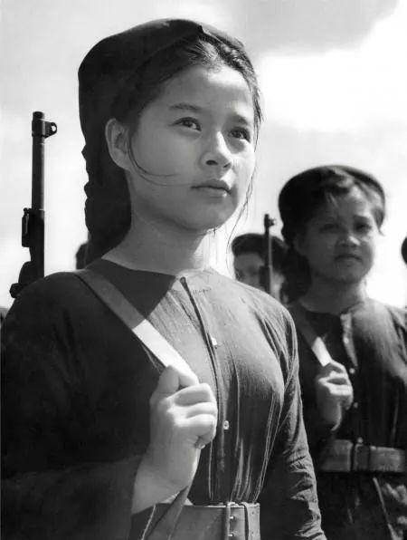 越南女兵被抓后有多惨美国亲历大兵告诉你