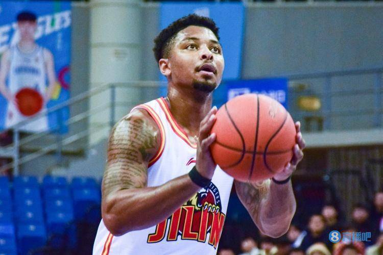 52分悍将打服杜锋,3换1报价加盟接班威姆斯,朱芳雨爱将离队_吉林队_皮