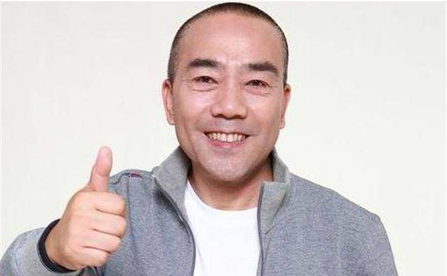 相声家杨议,一盒烟顶普通人一天工资,建千平豪宅存放文物藏品