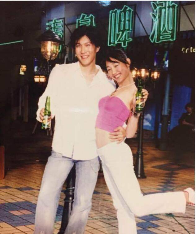 "京圈太子妃"白百合:傻白甜的上位之路,没有我们想的那么简单_白百何