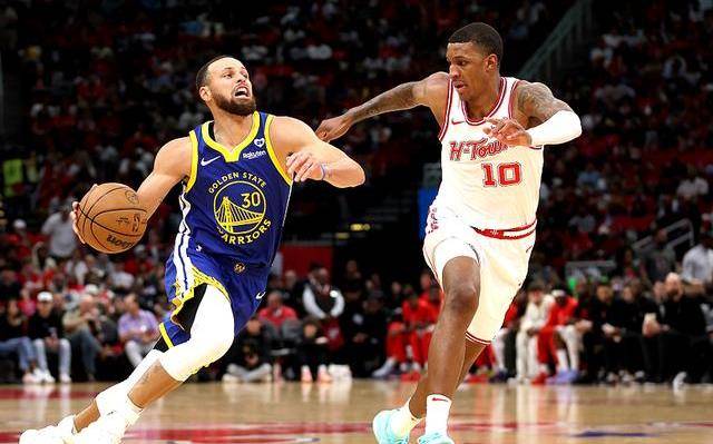 原创西部地区的排名又乱了勇士创造nba奇迹湖人收到大礼810名球员之间