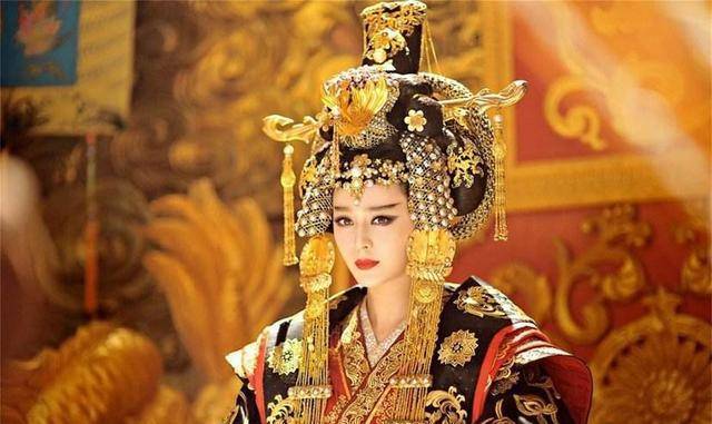 上官婉儿,把"墨刑"改成"红梅妆",引领时尚潮流_武则天_张昌宗_梅花