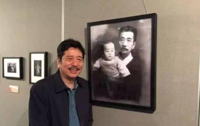 原创周令飞与祖父鲁迅神似靠宣传鲁迅赚钱业界啃老第一人
