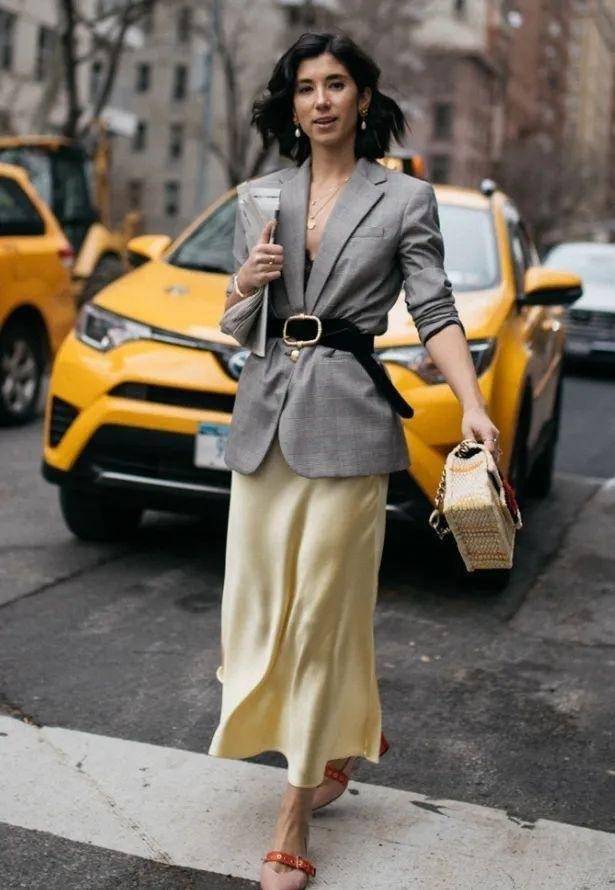 原创西装裙子才是2021年春天最优雅的搭配温柔好看又高级