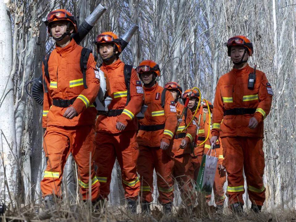 防火专项行动丨甘肃森林消防严把清明防火关筑牢森林防火墙