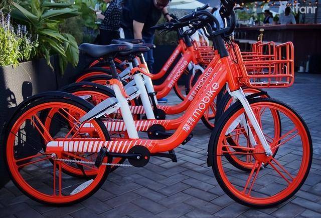 摩拜单车创始人胡玮炜:套现15亿全身而退,烂摊子留给美团王兴_李斌_创