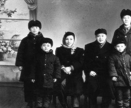 和,卢燕秋,刘福胜,江波,江腾蛟,李世焱,李定灼,吴振挺,何德庆,邹国厚