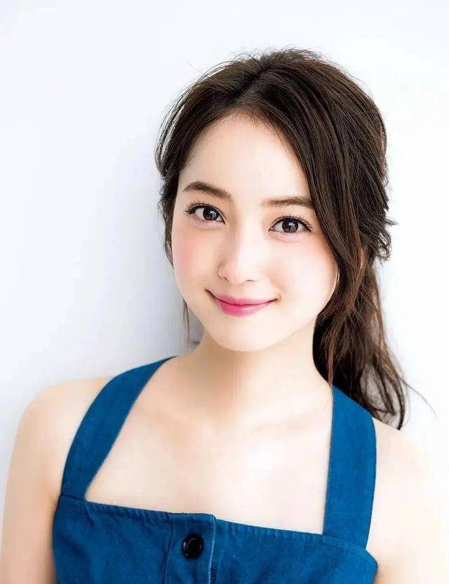 原创原创这谁顶得住嘛36岁佐佐木希性感得叫人窒息