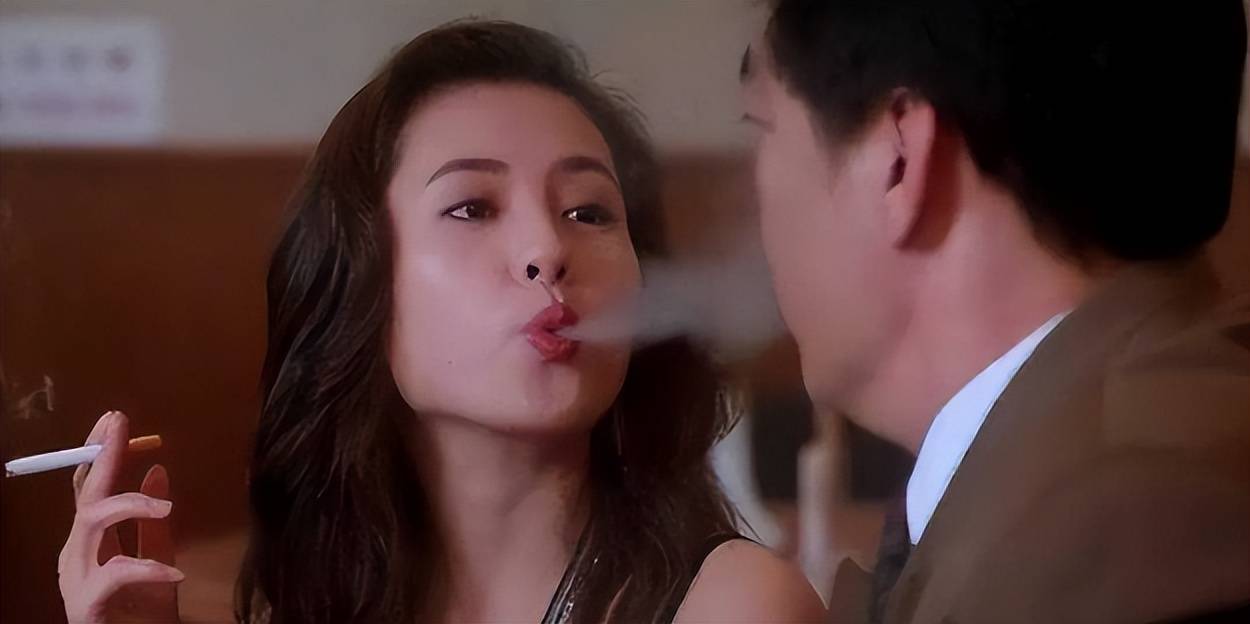 真闹挺从学生情人到三级影星女神李丽珍至今未婚