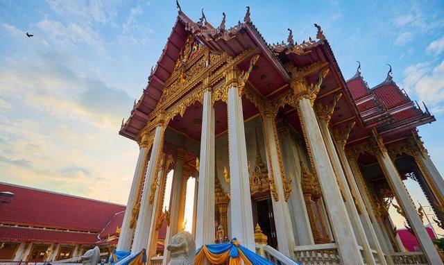 上舞蹈女演员,拒绝娶泰国公主,后来却移情别恋_西哈努克_甘霍_莫尼克