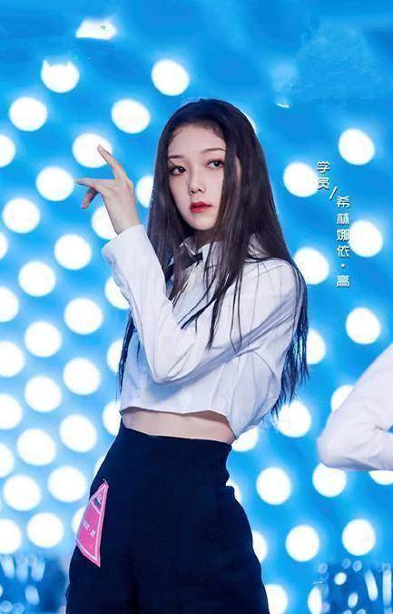 陈卓璇"璇言璇语"出圈,黑红体质成功逆袭,反超希林娜依高_张艺凡_热度