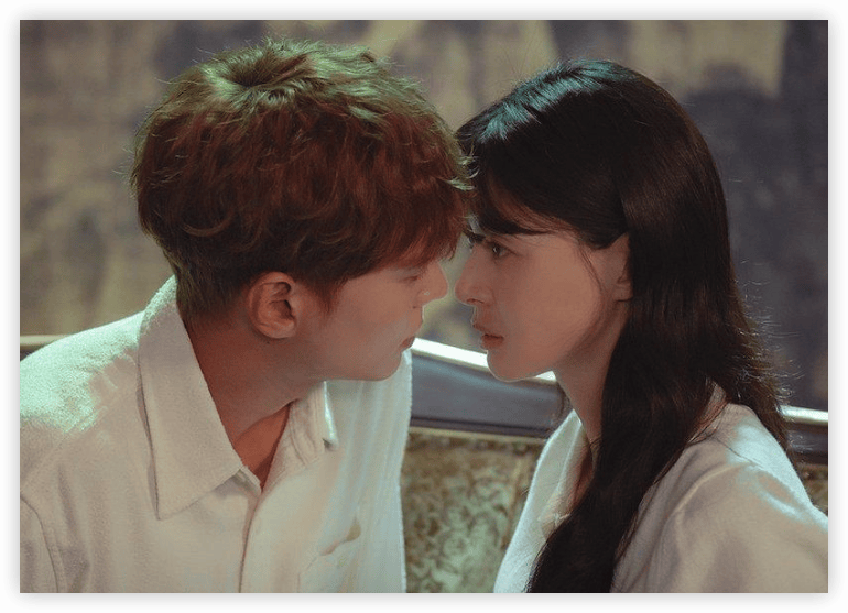 跟着星空 sports 看剧,韩剧《午夜工作室》中的朱元和权娜拉分享了