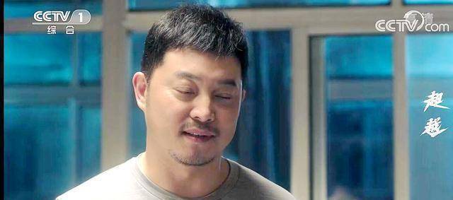 超越低烧的陈冕为上赛场竟用冰块沐浴降温郑凯新真发火了