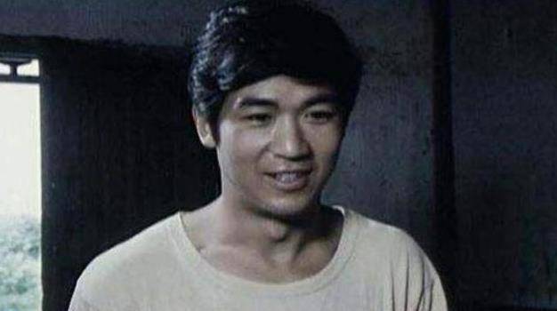 原创原创害张国立和邓婕夫妇结婚30多年没有孩子的罗秀春如今怎样了