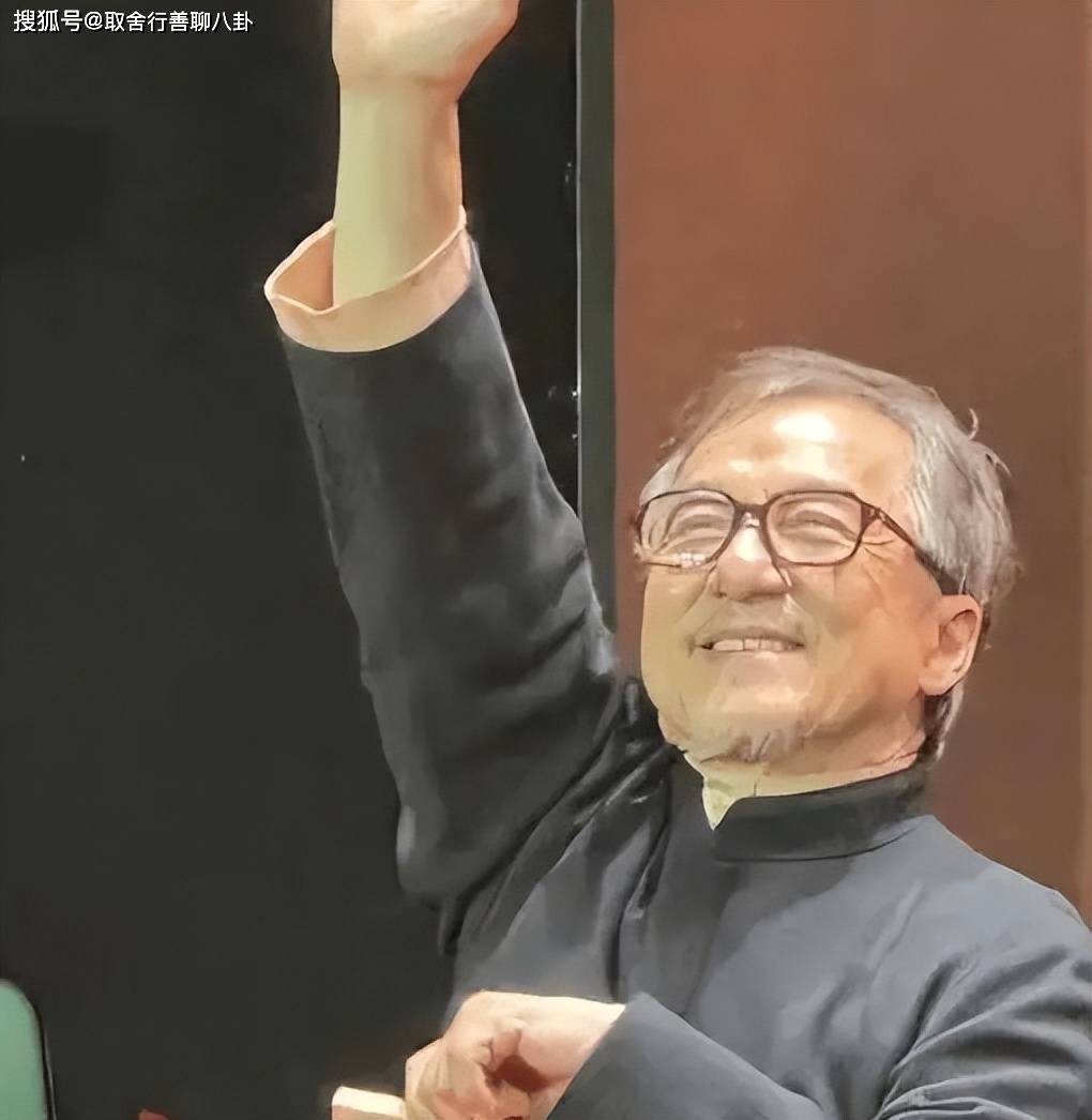 成龙70岁生日发文能老是一件幸运的事黄子韬娜扎送祝福