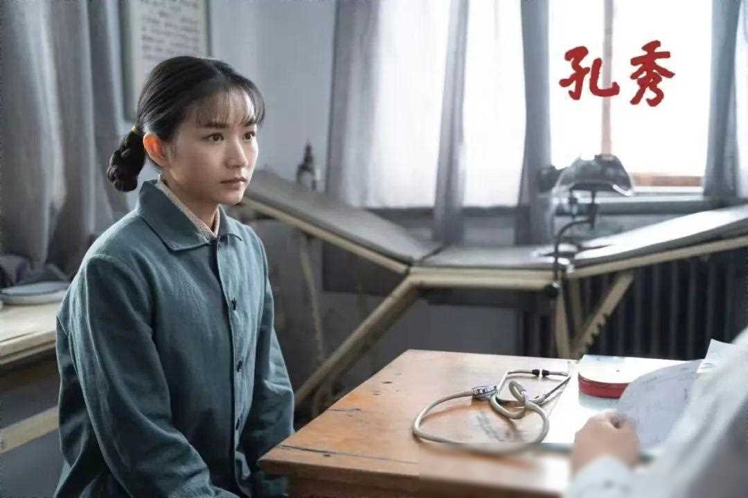 沈诗雨表示,演员在片场必须保持理智,不能完全沉溺于角色的情绪中