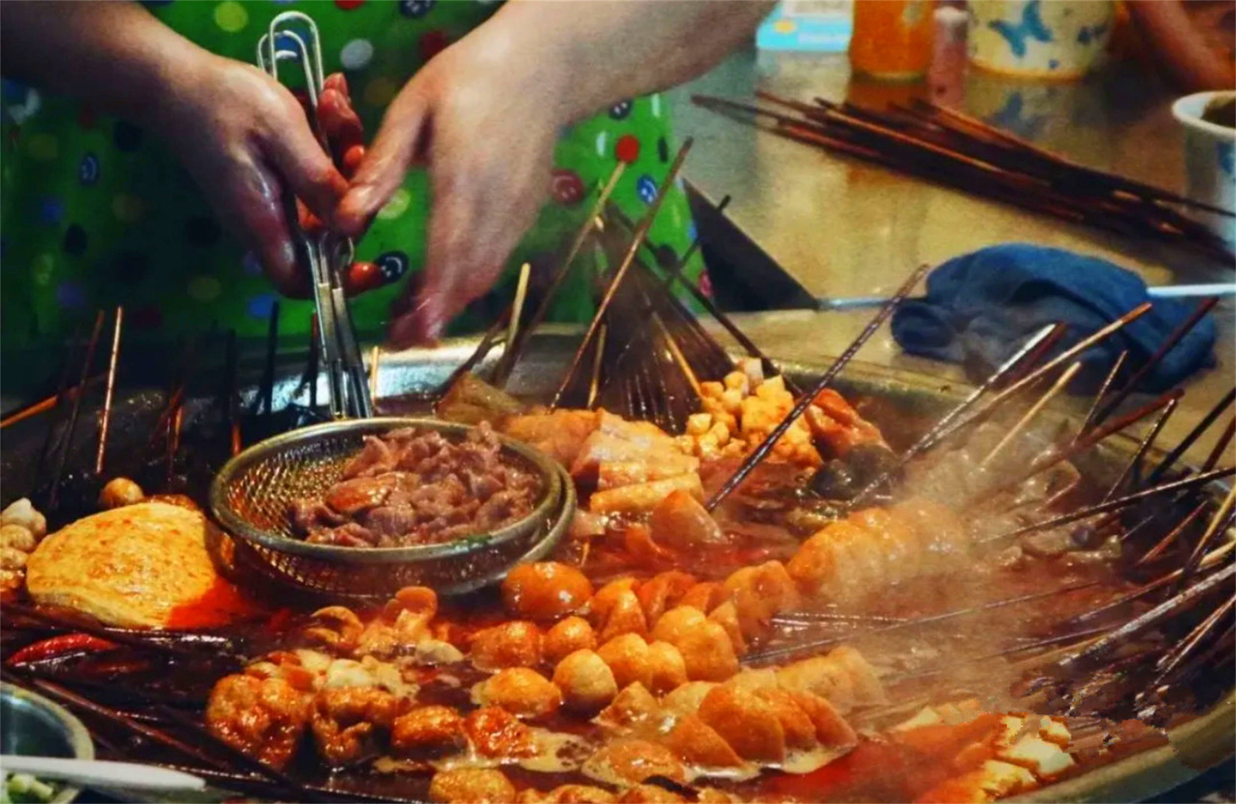 下一个能靠"麻辣烫"爆火的是谁?4个备选城市,都有独家秘笈