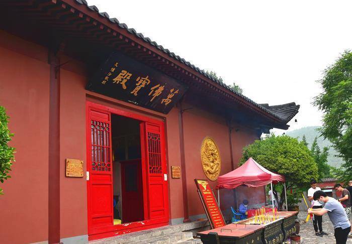 这座景区名叫"圆融无碍禅寺",可能很多朋友还是第一次听到这个名字.
