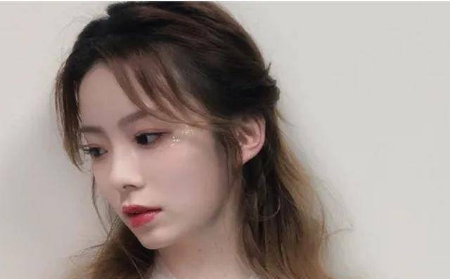 陈卓璇陈情令片尾曲无羁毛不易小表情太绝了