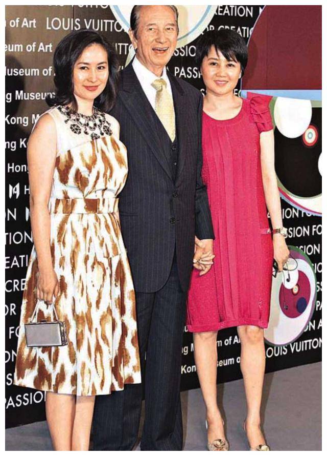 何超琼与梁安琪罕同框想不到被后妈气场压制该叫妈还叫姐