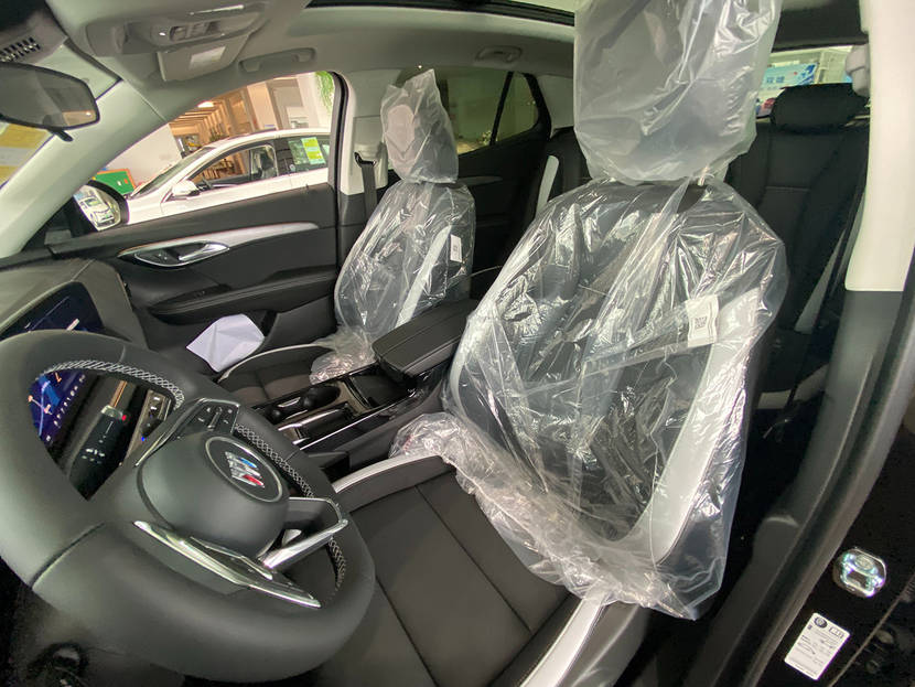 49万元起,30英寸屏幕上车,取消四驱,昂科威s到店实拍_搜狐汽车_搜狐网