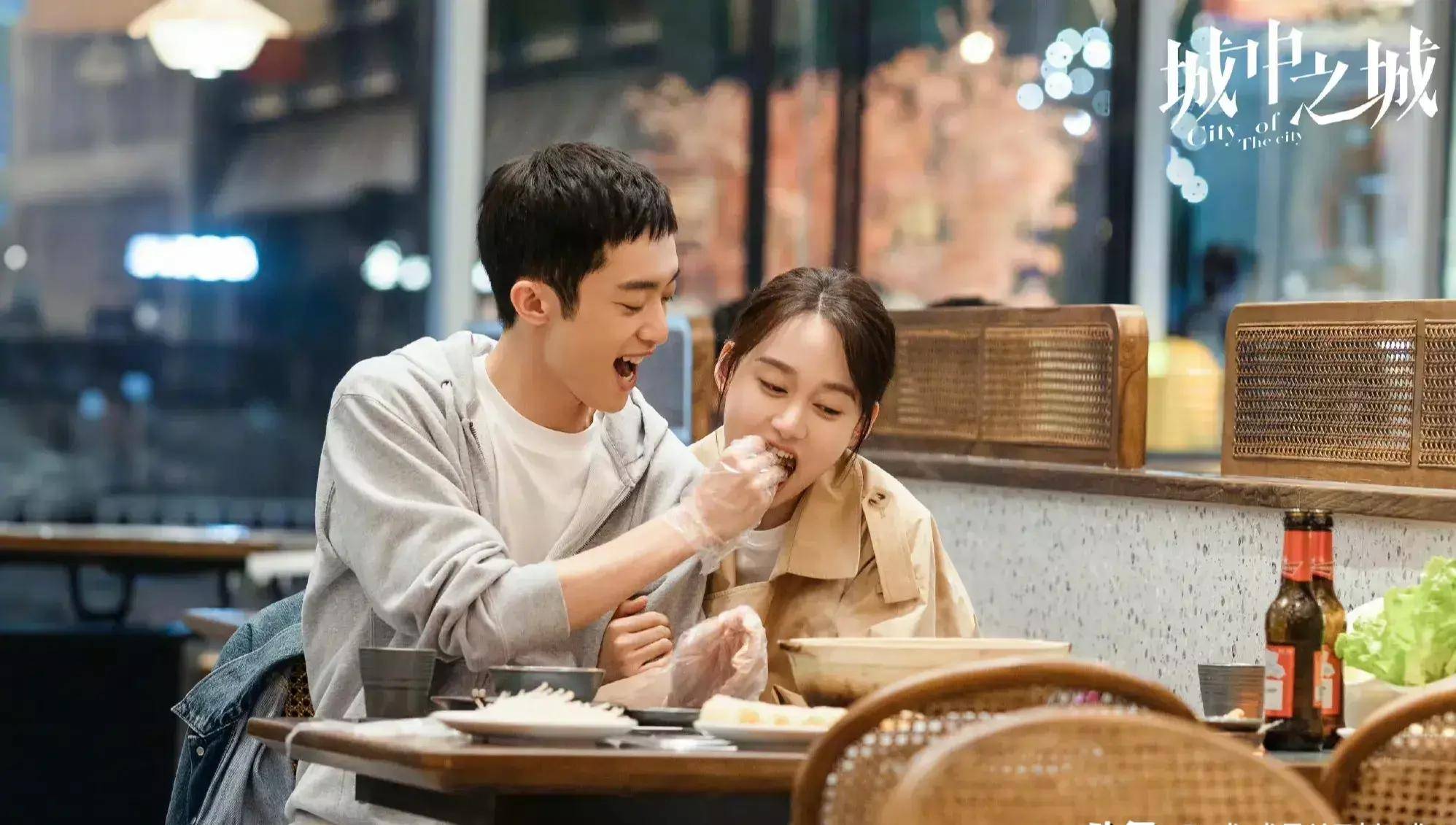 今晚央视两部剧开播对打一部白宇帆于和伟一部杨紫许凯