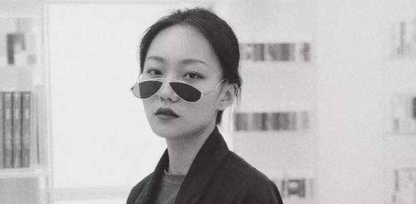 邵雨轩她们开的几场出镜,也多为聊天或者做活动活动