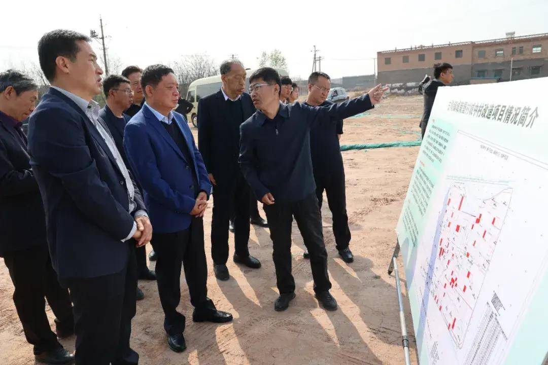 平遥县委书记魏江峰,县委常委,副县长杜晓宇,副县长梁风旺