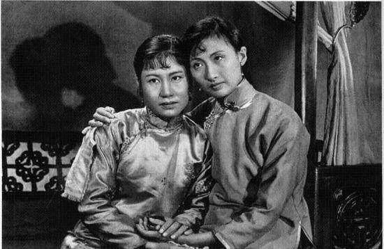 她一生四段婚姻,几经丧夫之痛,暮年之爱虽不是最爱,却是最幸福_黄宗英