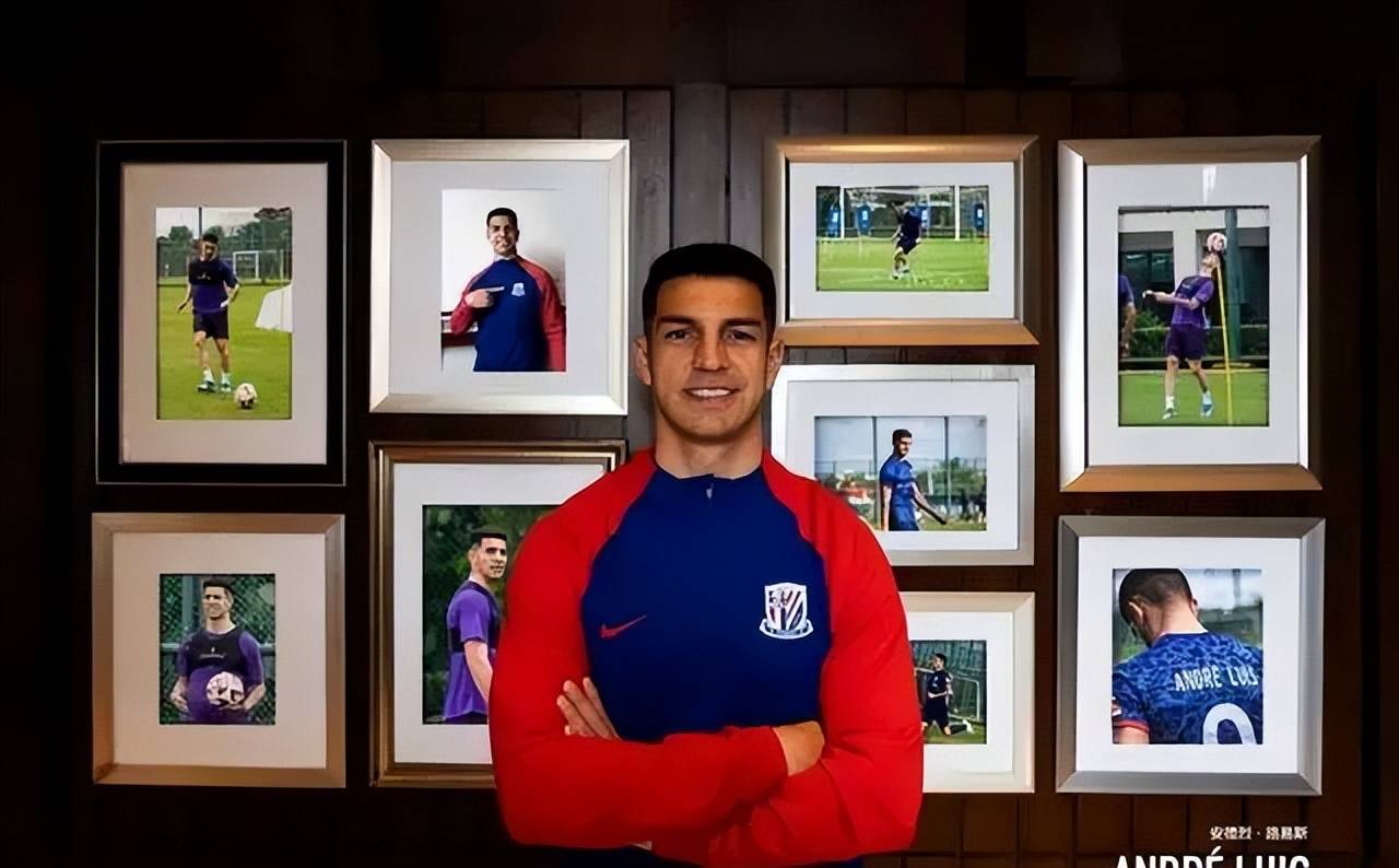 只是为高工资,而特维斯就爱去上海的迪士尼玩,几个月游,拿到钱就回去