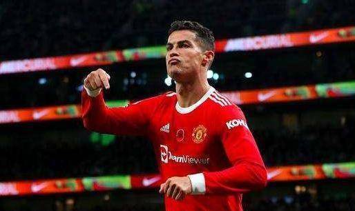 所以当地有着大量曼城球迷开始质疑和惋惜:"c罗这是知道会被曼城打出