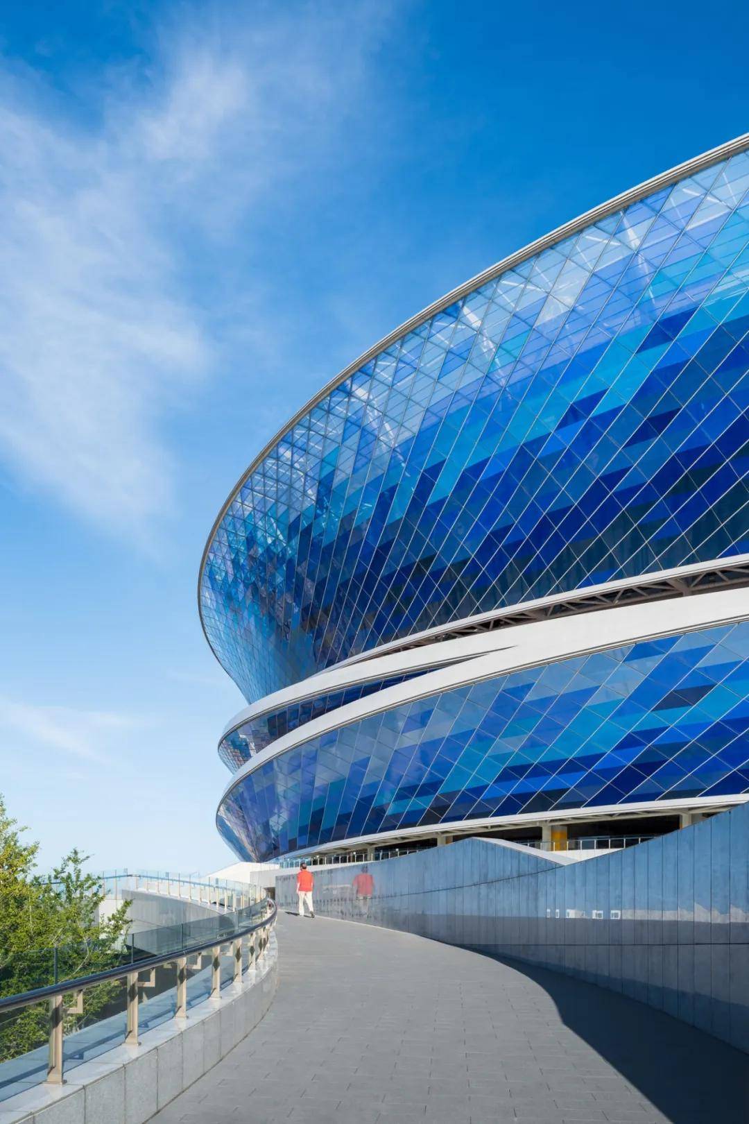 大连梭鱼湾专业足球场详细介绍转自ga环球建筑