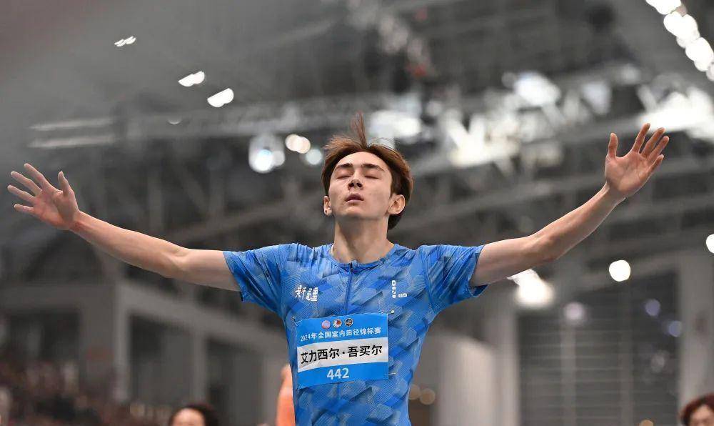 原创17岁小伙刷新男子400米全国室内纪录艾力西尔吾买尔要追赶苏炳添
