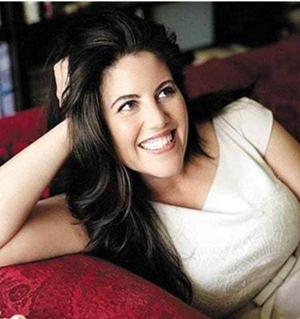 ted大会上,莱温斯基的演讲博得众人鼓掌,片中统计有18分钟的鼓掌.