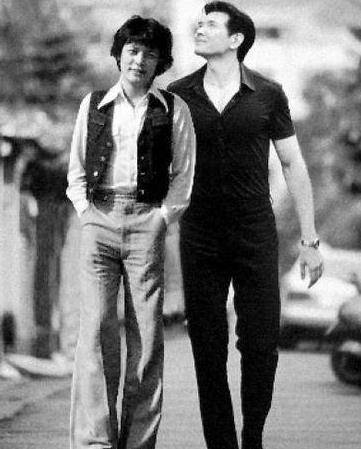 05刘文正是费翔的偶像,在朋友的介绍下两人认识,成为了十分要好的朋友