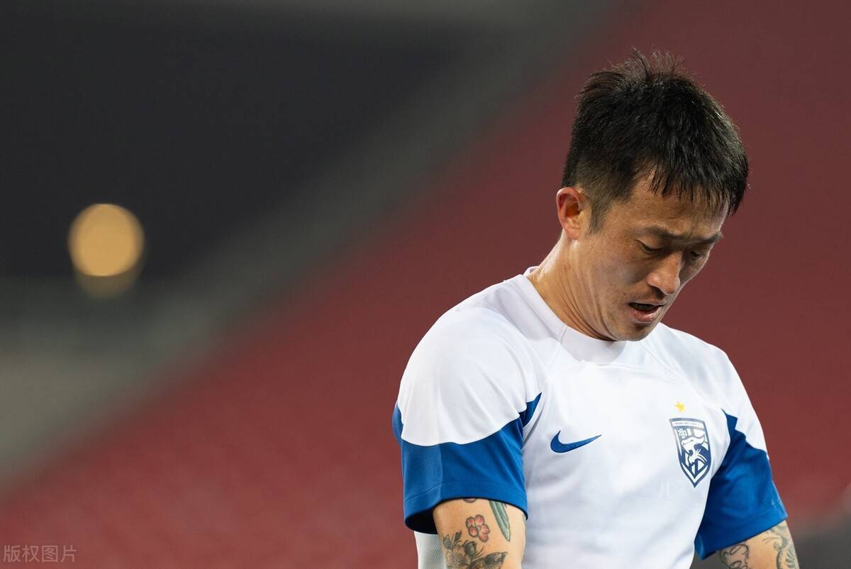 巅峰期身价过亿,资历堪比张琳芃_姜至鹏_位置_李帅