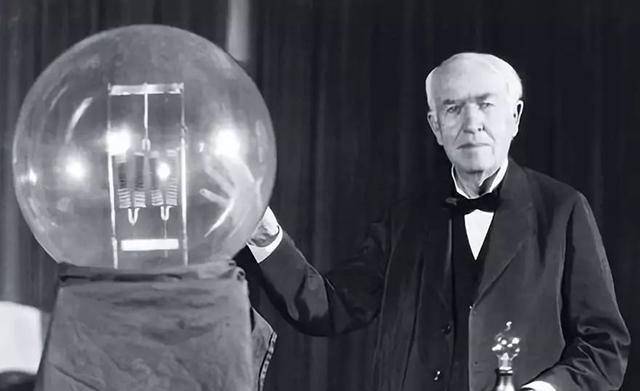 一个灯泡,本来能够亮100年,背后是不为人知的奸商阴谋_电灯_爱迪生