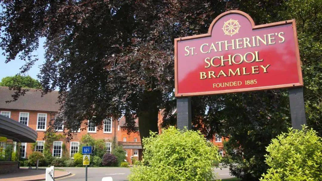 益益综合各学校最新的学术排名及费用,为大家推荐9所性价比相对来说