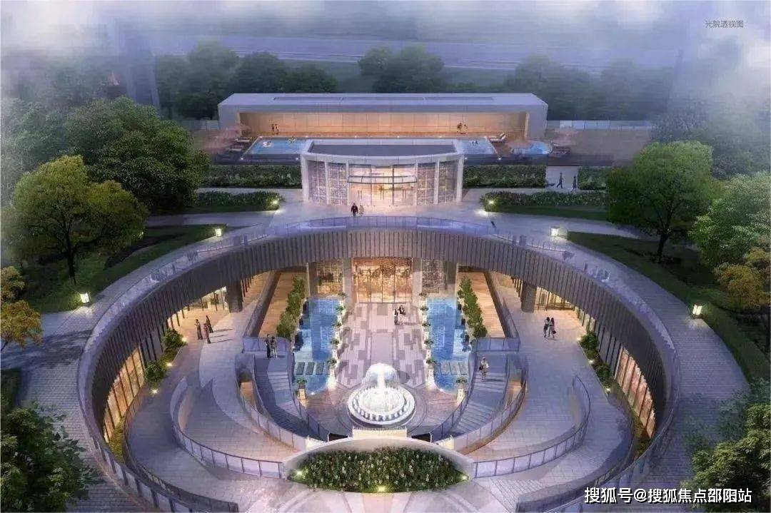 商业配套:项目自身配备了3600㎡商业,距离罗租商业城,百佳华商场,壹