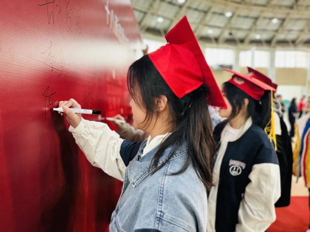 高三成人仪式暨高考誓师大会圆满落幕！(图19)