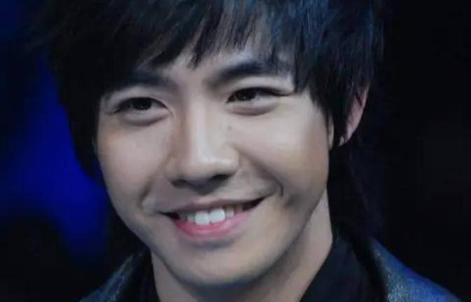 原创从选秀歌手到演员欧豪俞灏明马天宇差距太明显