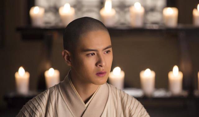 苏曼殊一生孤苦伶仃三进三出佛门35岁终于解脱