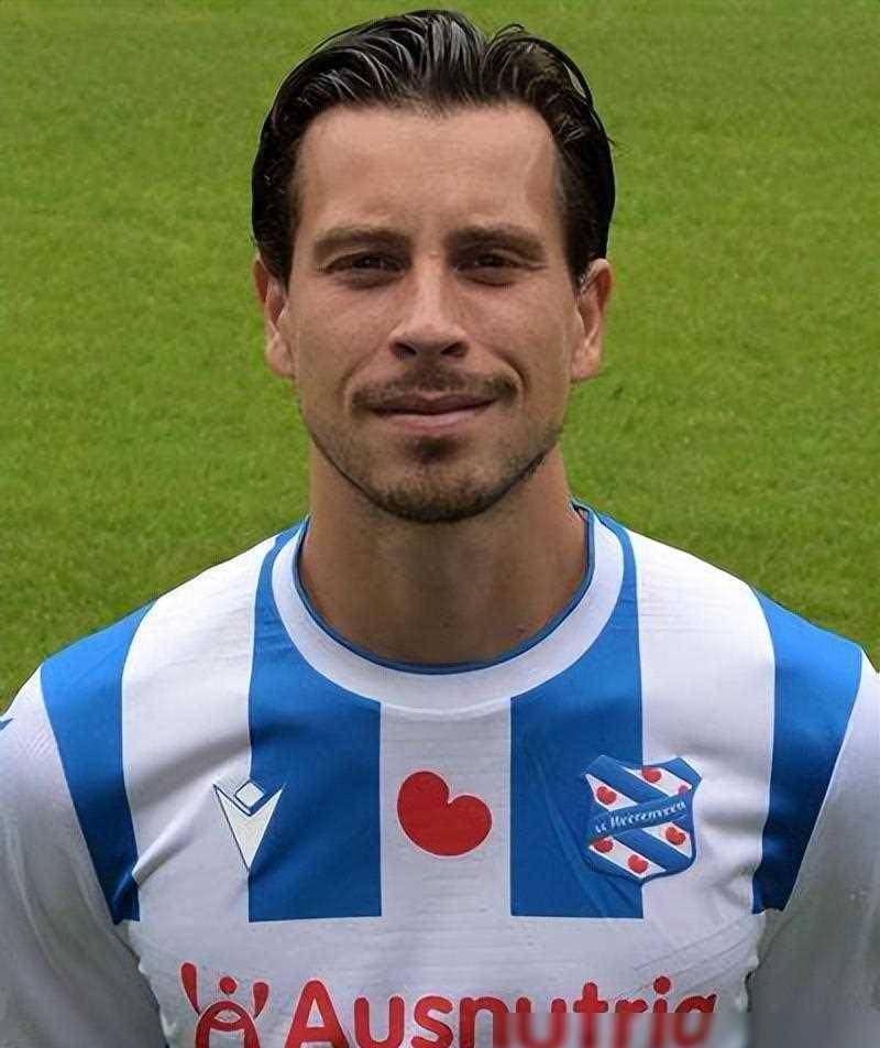 原创我们足球为何暂停归化经济支撑如何是否有众多归化目标